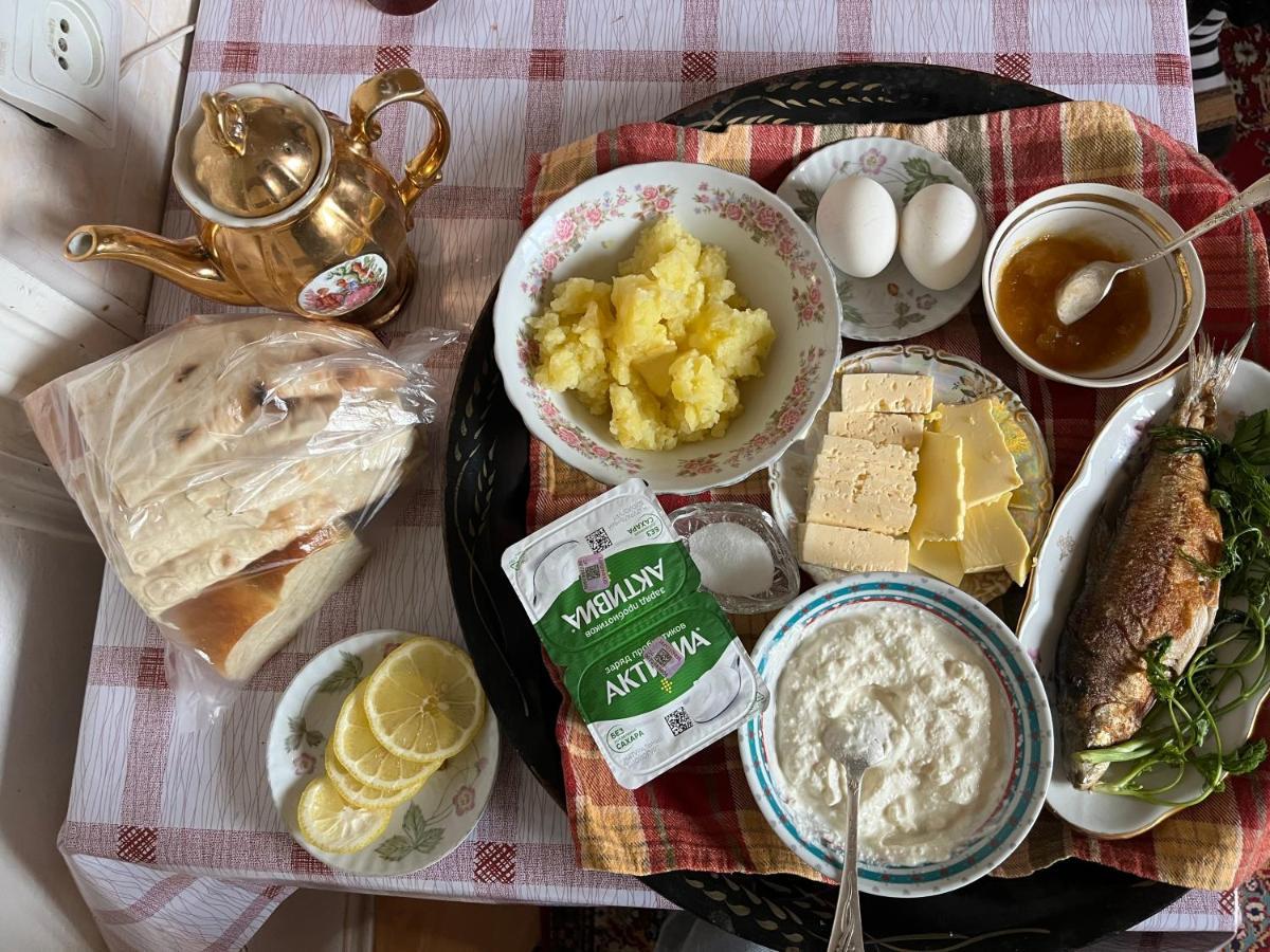 Inexpensive House Bed & Breakfast วานาดเซอร์ ภายนอก รูปภาพ