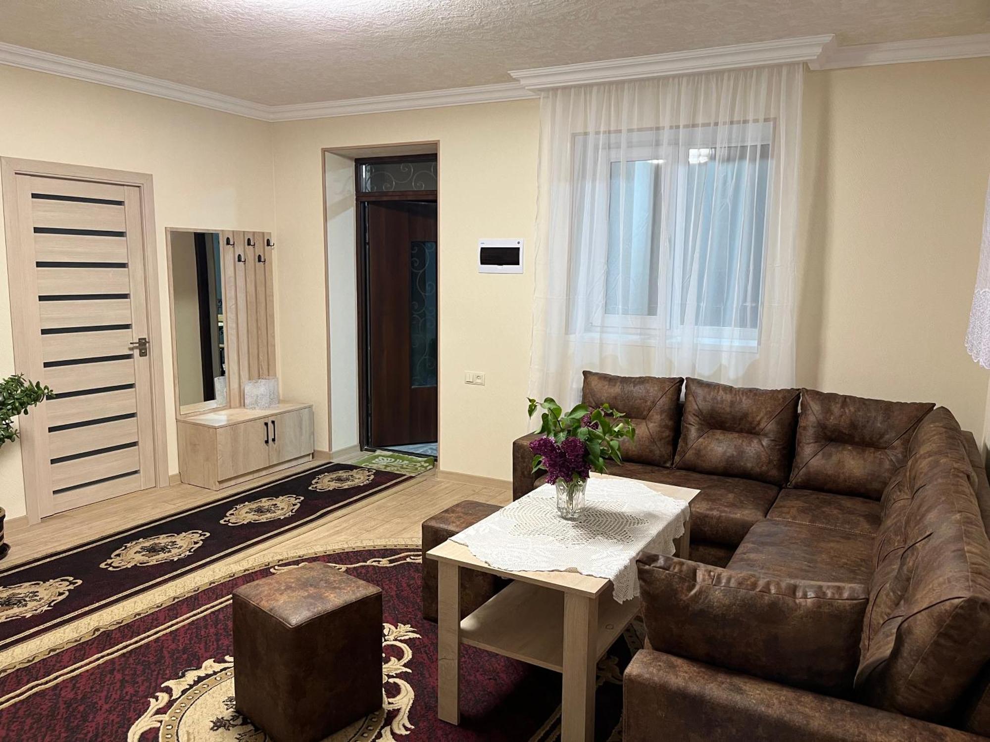 Inexpensive House Bed & Breakfast วานาดเซอร์ ภายนอก รูปภาพ
